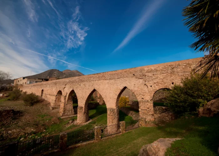 Descubre el patrimonio urbano y el legado del agua.