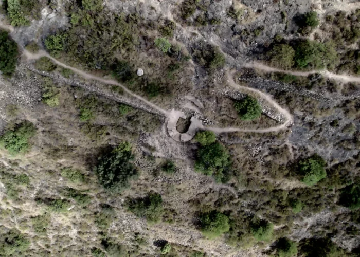 Nido-de-ametralladora-Ruta-2-Senda-XYZ.webp